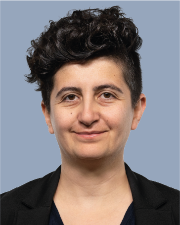 speaker photo