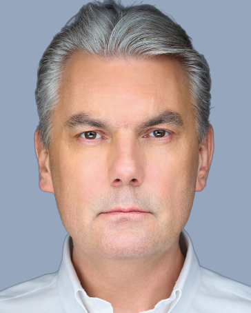 speaker photo